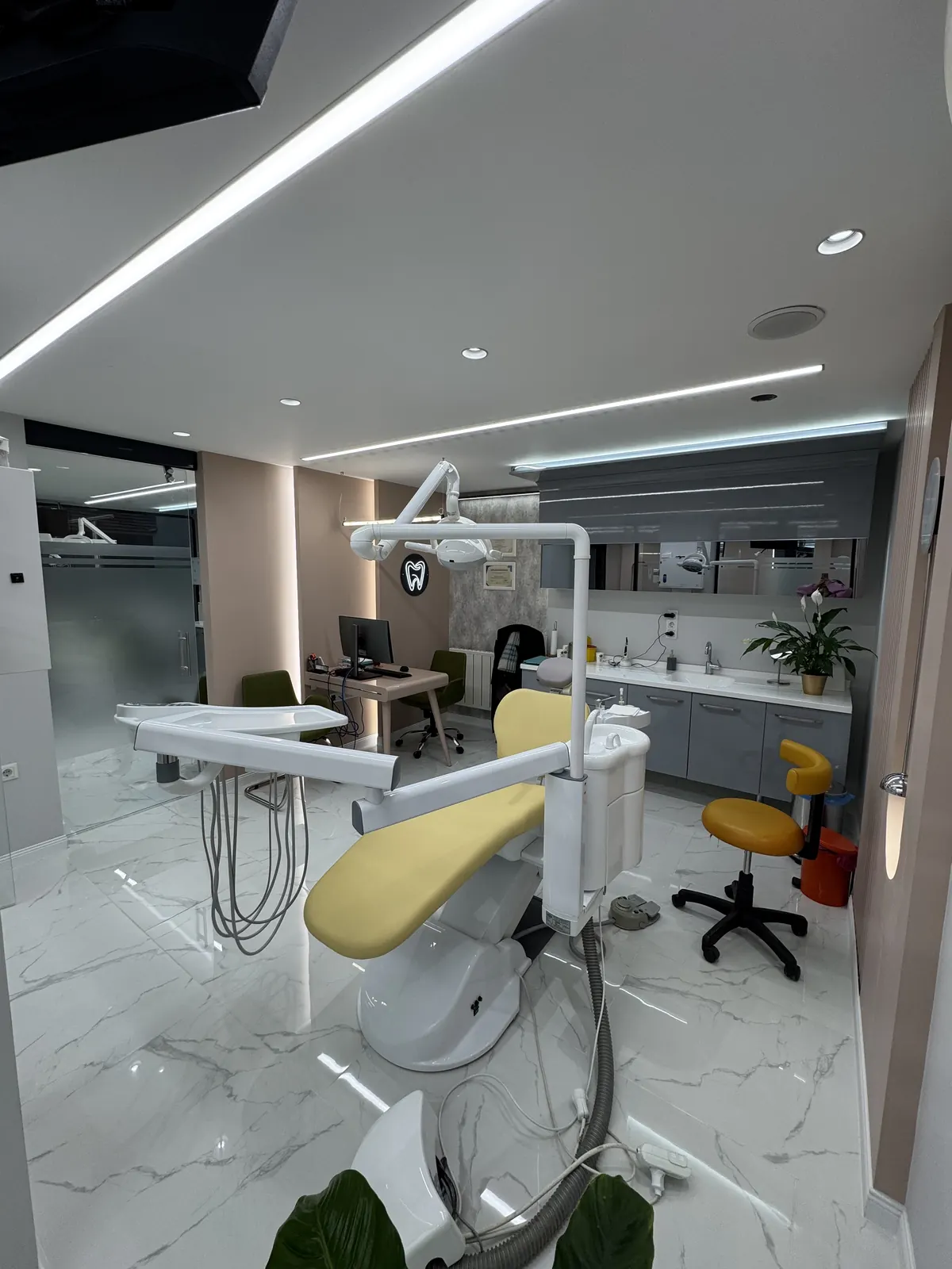 Klinik 3, tedavi ünitesi